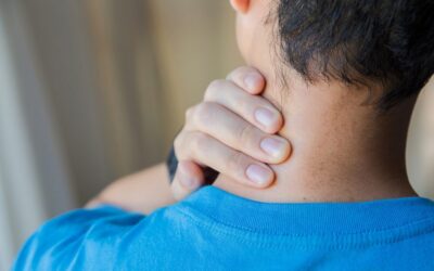 5 Simple Stretches to Avoid Neck Pain at Work