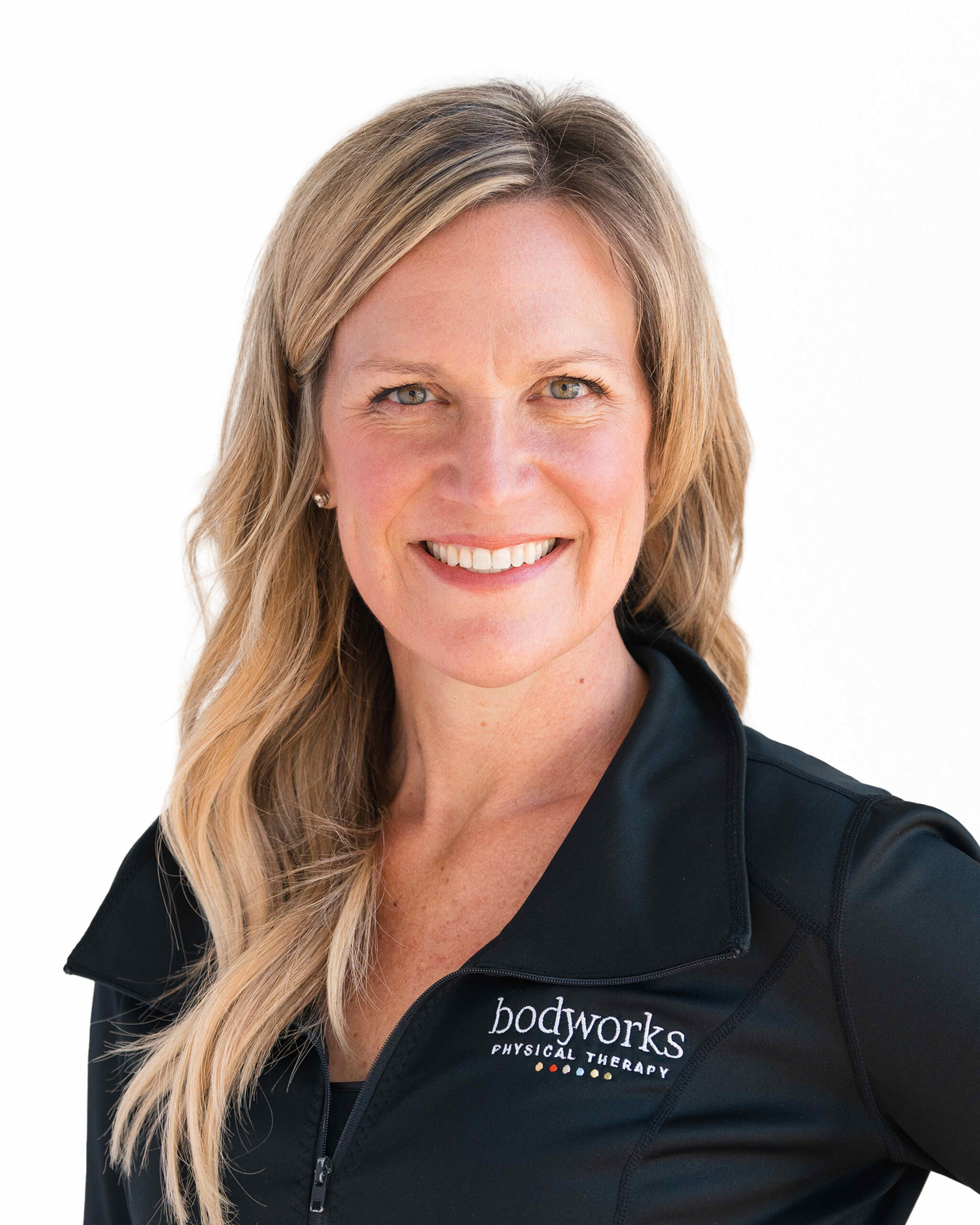 Headshot of Amanda Helgoe, PT, DPT, and owner at Bodyworks Physical Therapy in Fargo, North Dakota